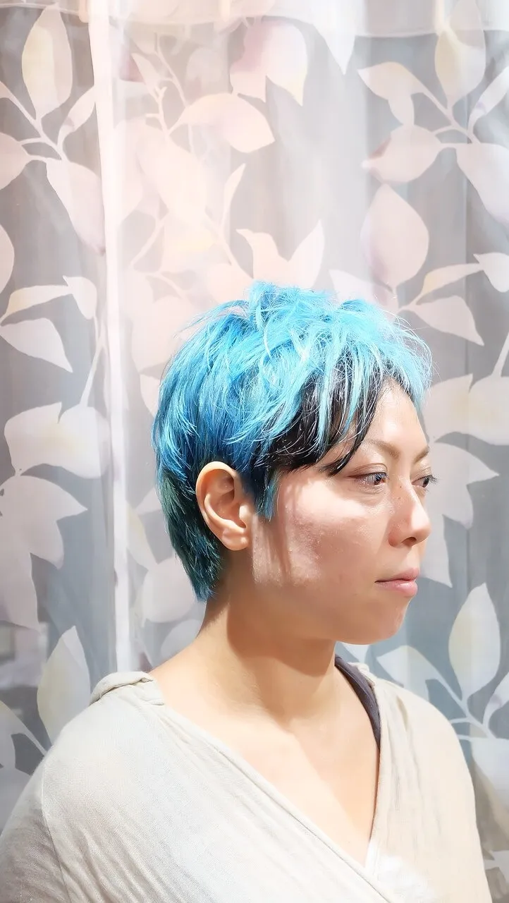 アシメショートバングとデザインカラーの技ありショート☆